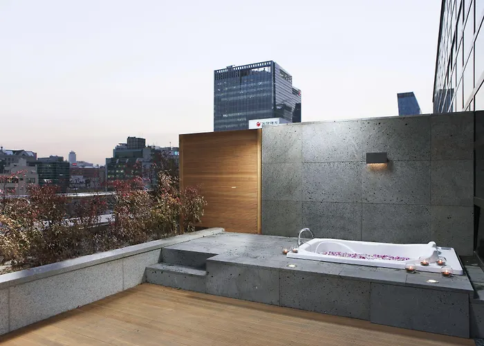 Staz Myeongdong 1 Hotel 3*